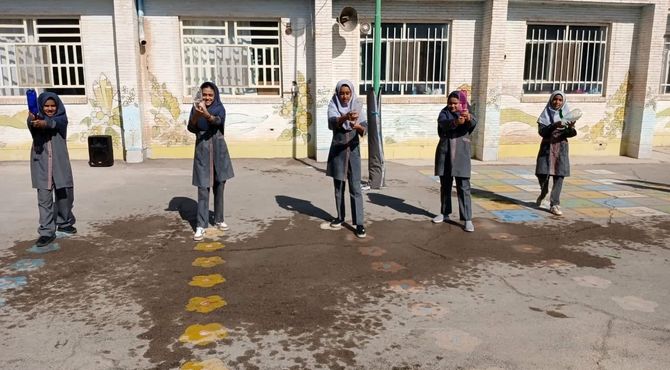 برگزاری مسابقه آموزشی موشک بادی در دبستان دخترانه علمدار تفت 