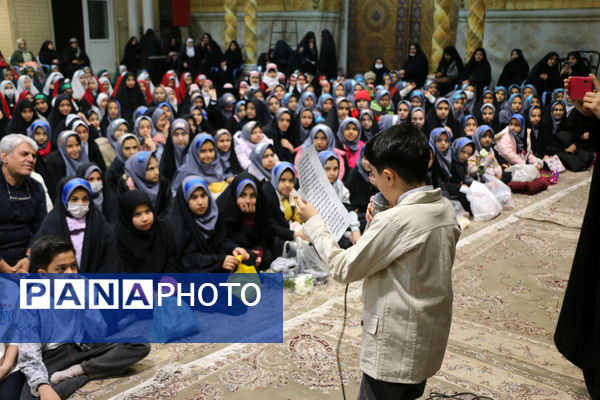 جشن دانش‌آموزی سالروز تولد شهید مهدی هندویان