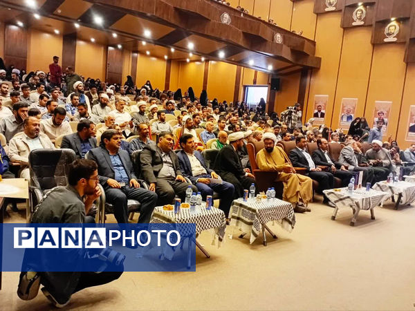 جلوه‌هایی از دومین جشنواره روایت جهاد در قم
