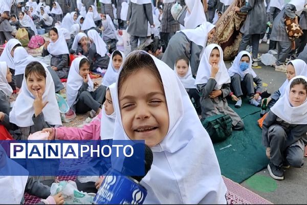 اردوی یک روزه درون مدرسه‌ای در دبستان دخترانه فردوسی 2 ناحیه یک اردبیل