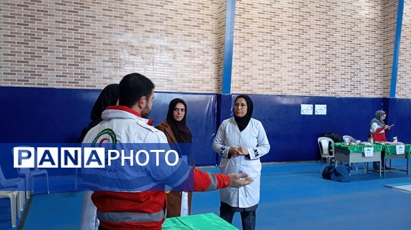  برگزاری اولین جشنواره علمی ،مهارتی و آموزشی ویژه مراقبین سلامت در ناحیه ۲کرج 