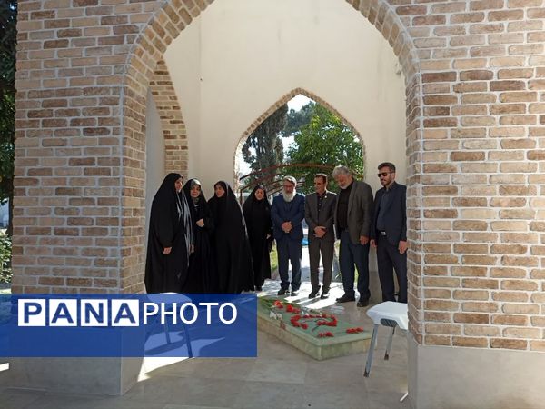 مراسم غبارروبی و عطرافشانی گلزار شهید گمنام دانشگاه فرهنگیان