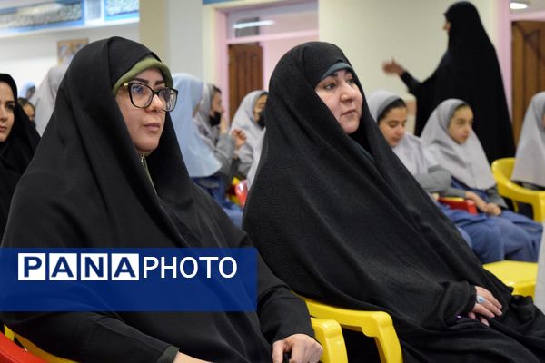 ارتقای سلامت دانش‌آموزان با برگزاری کارگاه آموزشی در مدرسه دخترانه حضرت معصومه(س)