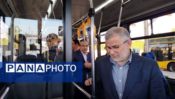 آیین افتتاح نیروگاه یک مگاواتی برق خورشیدی در البرز