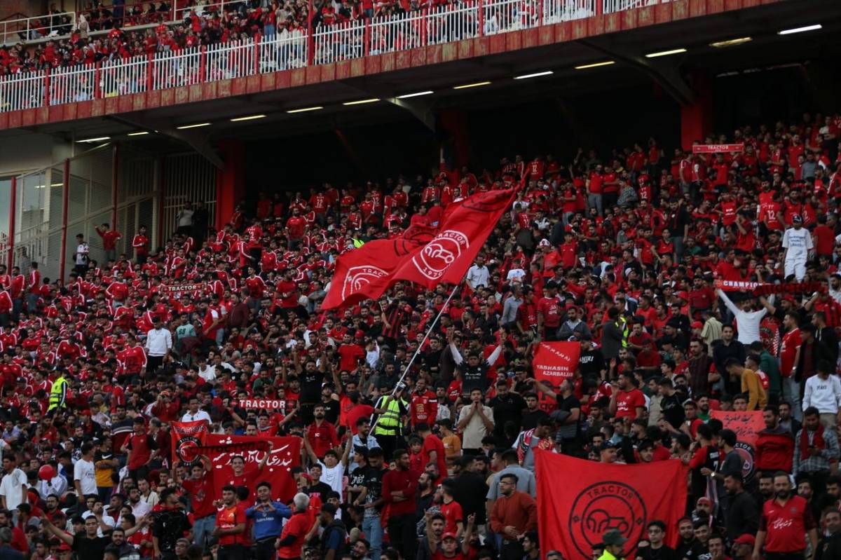 کاهش ۵۰ درصدی قیمت بلیت دیدار تراکتور مقابل پیکان