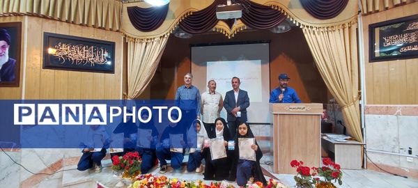 آیین تجلیل از برگزیدگان مسابقات قرآن عترت نماز در شیروان