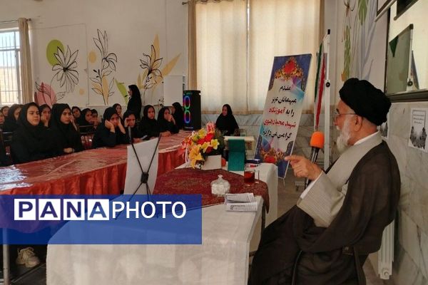 جلسه پرسش و پاسخ با حضور امام جمعه نیشابور