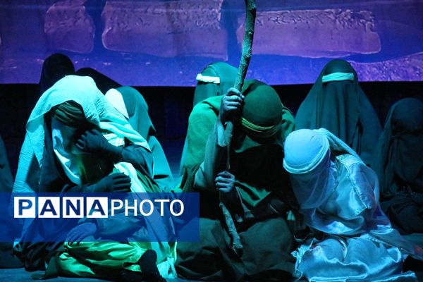 اجرای نمایش آیینی سرگذشت در مشهد