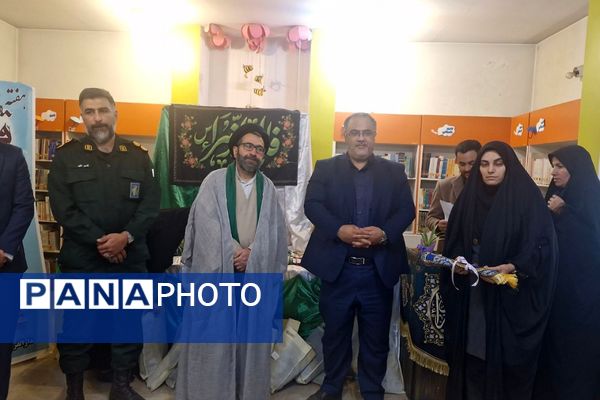 طنین آیات وحی در آیین افتتاح هفته قرآن و عترت در فشافویه