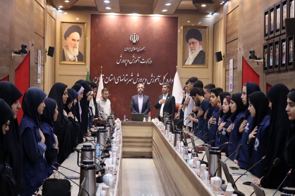 نشست صمیمی فعالین رسانه ای دانش‌آموزان با مدیرعامل خبرگزاری پانا