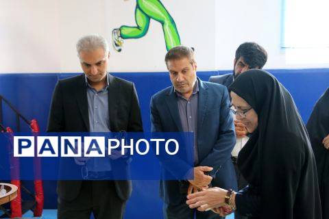 بازدید از اتاق درس تر بیت بدنی دبستان شاهد لالهها ری یک