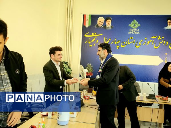 قاب‌هایی به یادگار از مدیر کل سابق استان چهارمحال و بختیاری