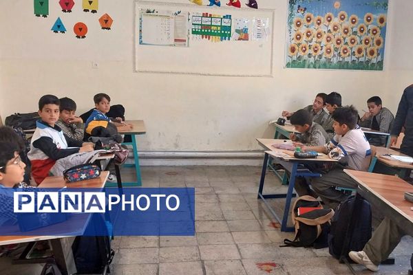 آموزش شرایط اضطراری و پناهگیری در دبستان باقرالعلوم فیروزکوه