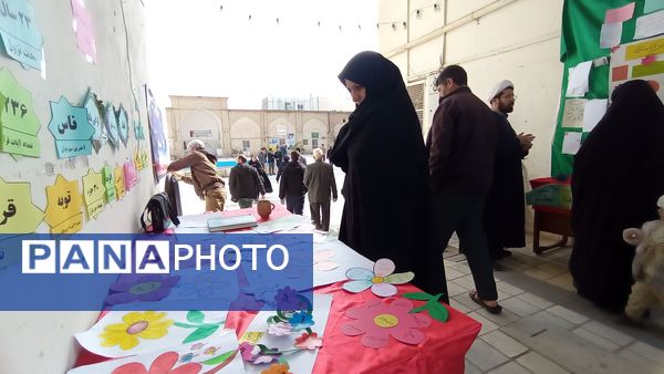 نمایشگاه قرآن ، عترت و نماز در مسجد جامع خلیل آباد 