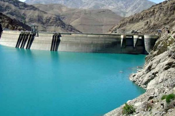 سد امیرکبیر؛ نگین آبی البرز، تلفیقی از مهندسی مدرن و طبیعت چشم‌نواز