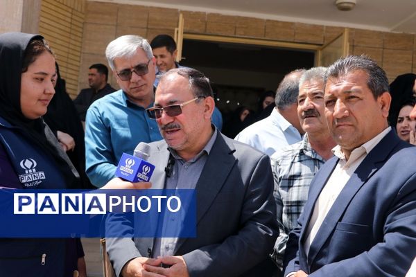 جشن گرامیداشت مقام معلم در شهر آشخانه 