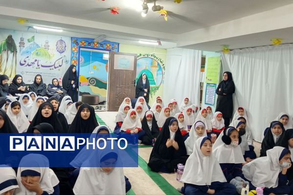 مراسم سوگواری حضرت فاطمه زهرا (س) در مدرسه عطر کوثر پردیس