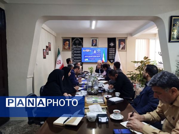 جلسه بررسی و تصمیم گیری در خصوص آزمون مجدد هدایت تحصیلی در مشهد