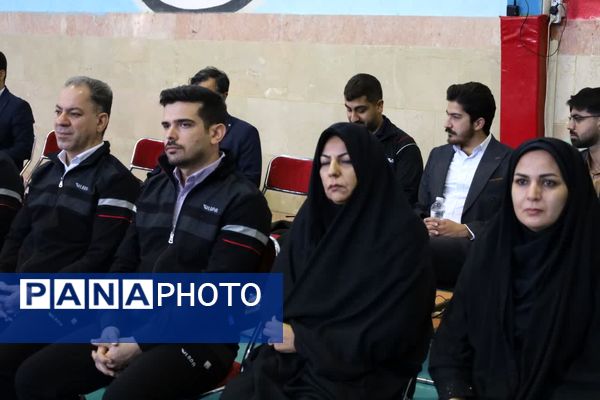 آیین افتتاحیه المپیاد ورزشی درون‌مدرسه‌ای در یزد