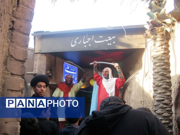 بازدید دانش آموزان دبستان سمیه قم از نمایشگاه حدیث غربت