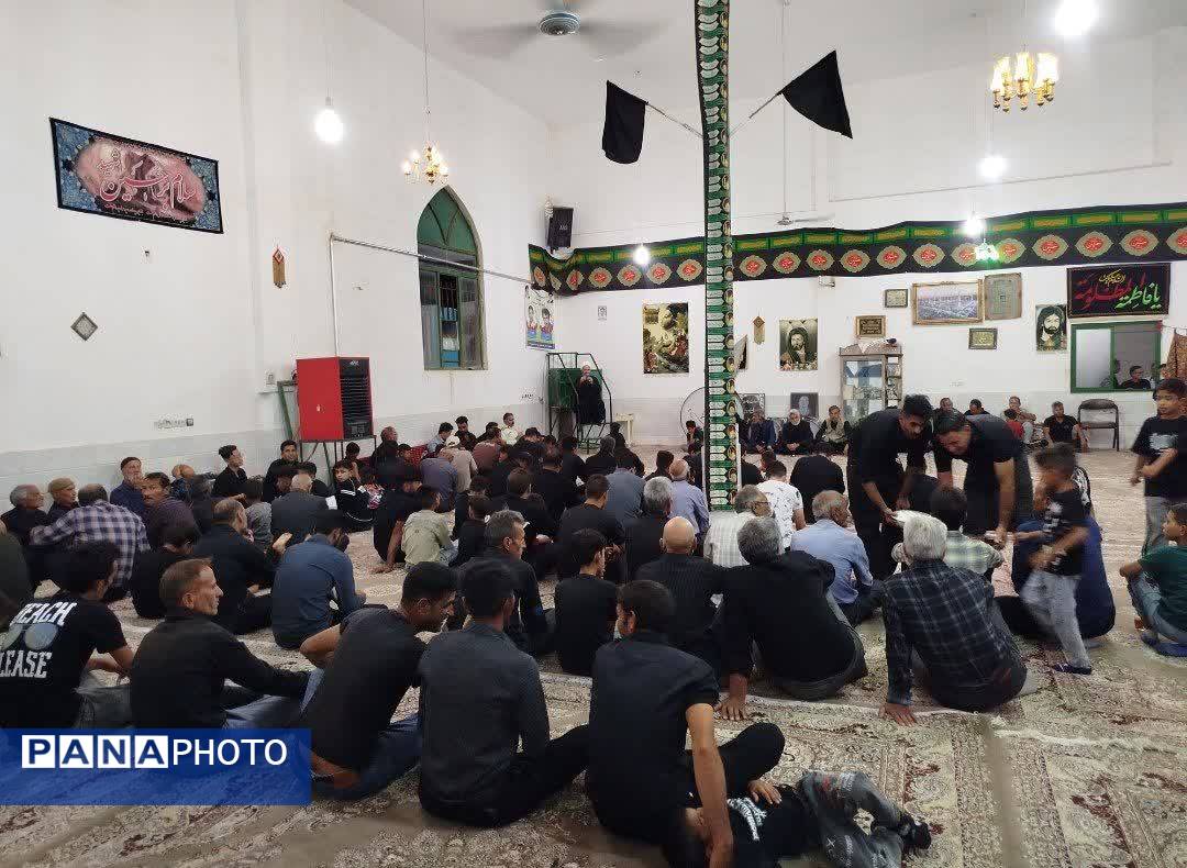 رئیس اداره اوقاف کاشمر میهمان عزاداران تکیه فاطمه زهرا (س) روستای قوچ پلنگ