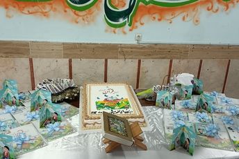 دل‌های کوچک در آغوش قرآن