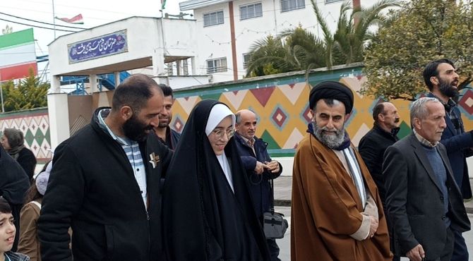 بازگشت دانش آموز محمودآبادی از زیارت خانه خدا 
