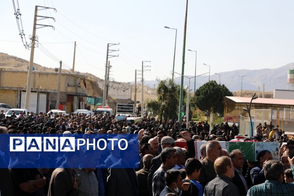 استقبال باشکوه مردم لنده از شهدای گمنام