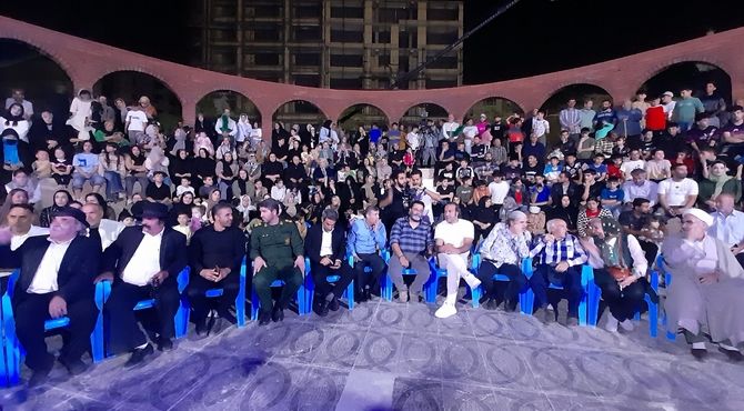  نقش آفرینی در دنیای هنر در تئاتر هزار‌و یک شب در شهر صباشهر 