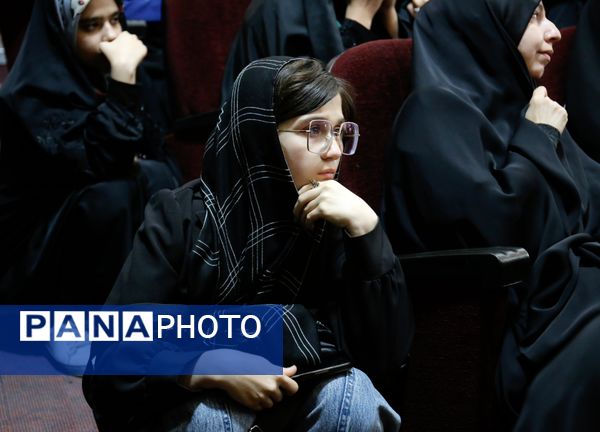 آیین تکریم و معارفه مدیر کانون‌های خدمت رضوی آذربایجان شرقی