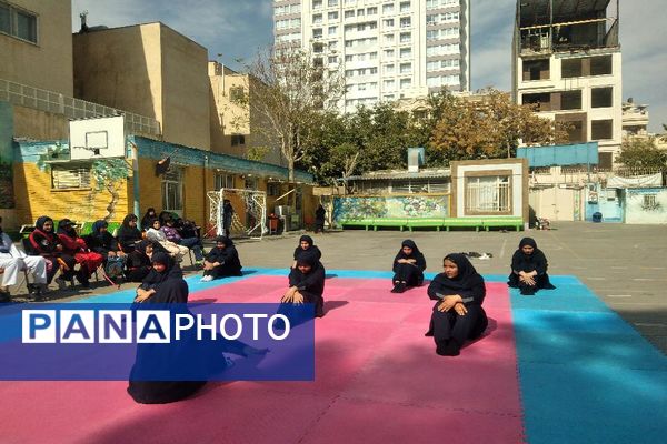 المپیاد درون مدرسه‌ای دبیرستان شاهد تکتم