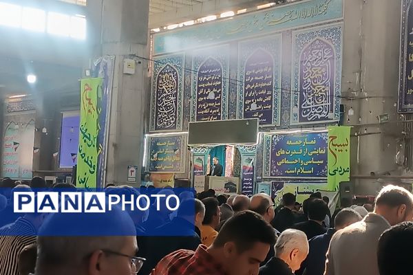 نماز عبادی سیاسی جمعه در هفته بسیج مستضعفین در نیشابور 