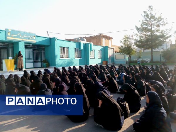بزرگداشت روز حافظ در دبیرستان فاطمیه
