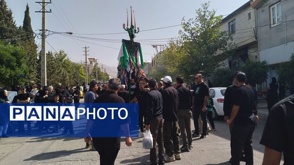 مردم روستای «هیو» در مراسم باشکوه عزاداری تاسوعا شرکت کردند