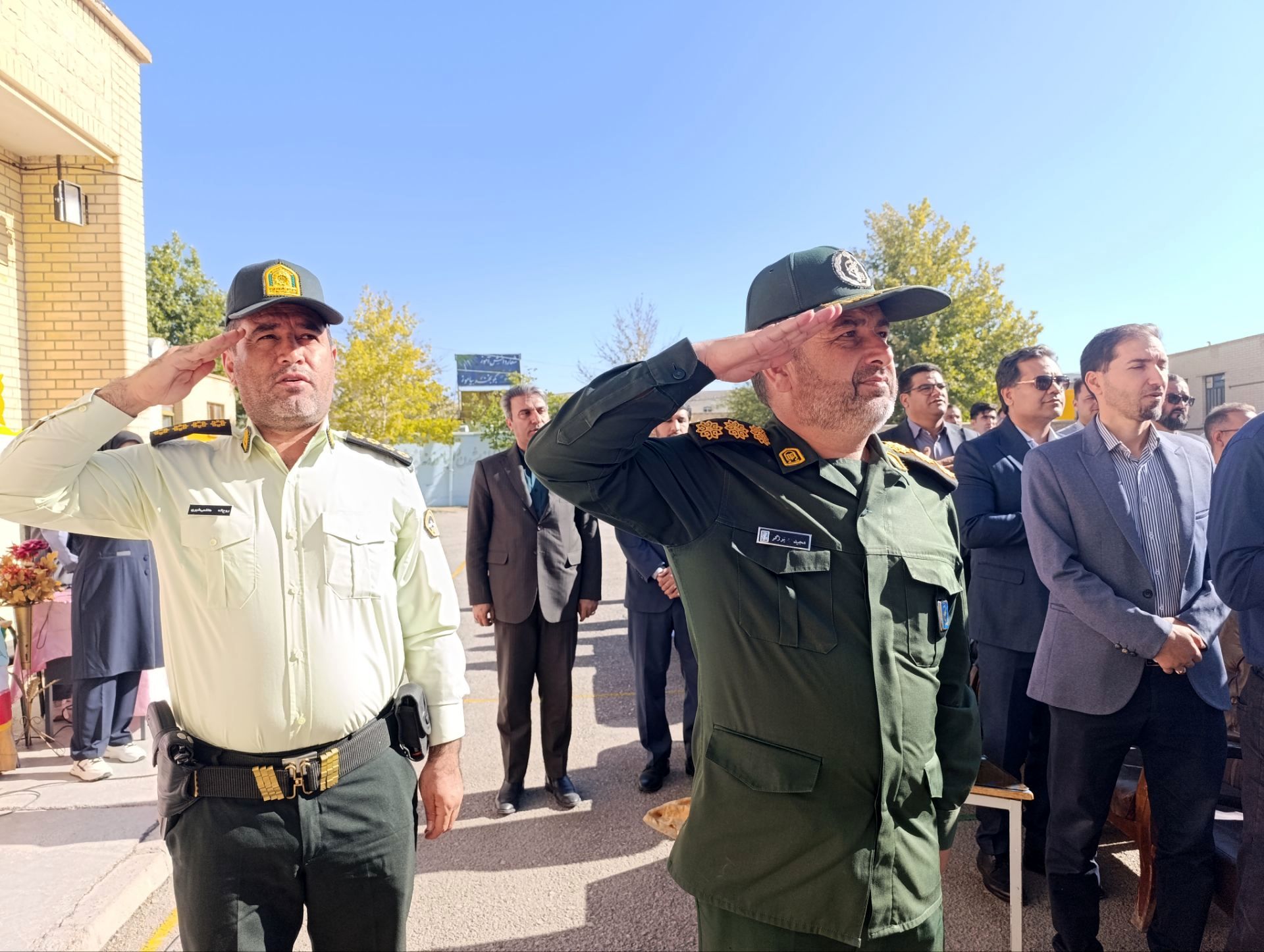 زنگ مدرسه دوباره به صدا درآمد