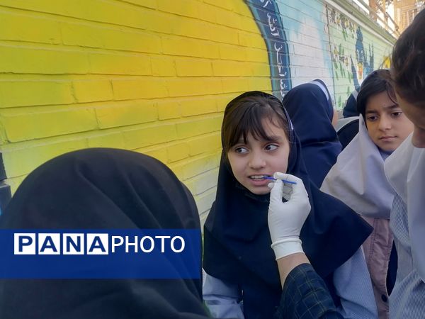 وارنیش فلوراید برای دانش آموزان دبستان ناهید نخودی 