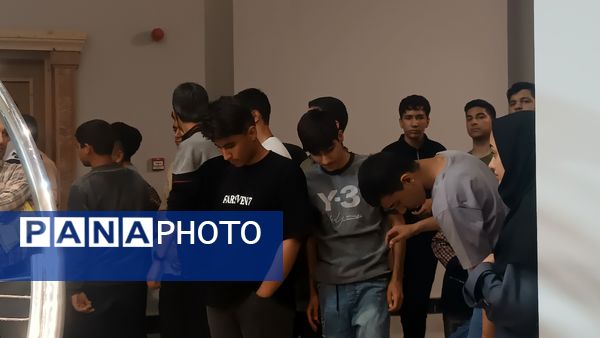 بازدید دانش‌آموزان دبیرستان شاهد ابوذر غفاری نیشابور از افلاک نمای نیشابور