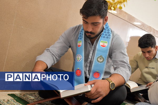 برنامه هماهنگ استانی «محفل معنوی قرآن و نماز جماعت» در نوخندان