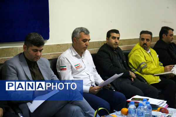 جلسه هماهنگی بیست و ششمین مانور سراسری زلزله در آذربایجان شرقی