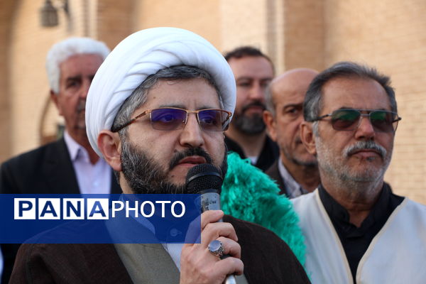 کاروان نمادین حضور امام رضا (ع) در یزد