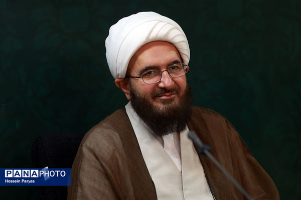 آیین تجلیل از برگزیدگان طرح ملی صبح رویش