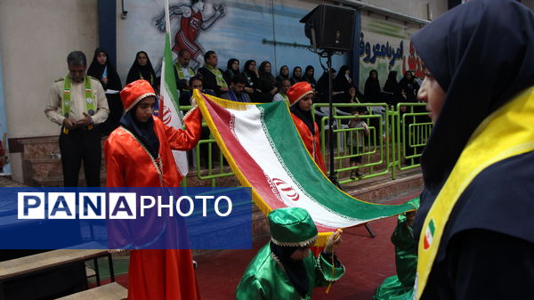 همایش سپاس مربی در یزد