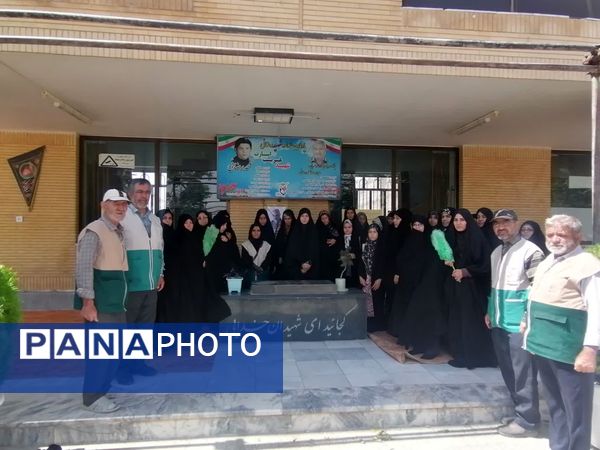 جلوه‌های از عاشقی زائرین و خادمیاران در موکب حضرت فاطمه زهرا (س) 
