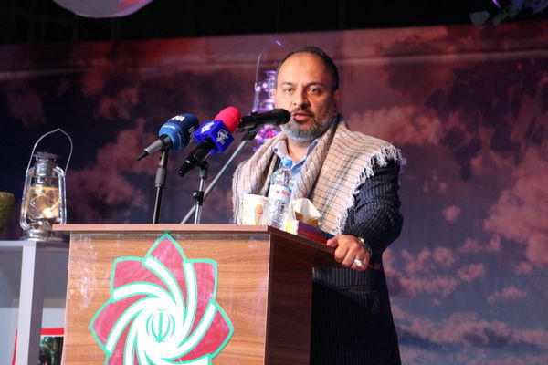 تأکید بر نقش دانش‌آموزان و دانشجویان در استمرار مسیر انقلاب اسلامی