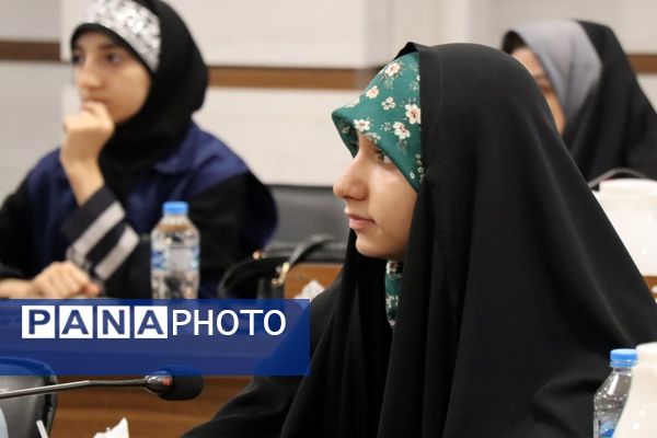 پویش «نو+راوی مهر»؛ فرصتی برای کنشگری دانش‌آموزان در نوروز دانش
