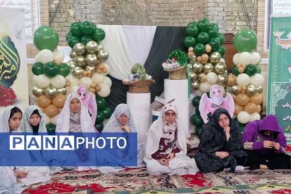 فشافویه میزبان خلوت عاشقانه دانش آموزان در نخستین روز اعتکاف همزمان با ولادت حضرت علی (ع)