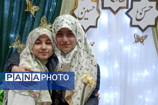 ورود دانش‌ آموزان دختر ناحیه دو شهرری به مراسم معنوی اعتکاف 