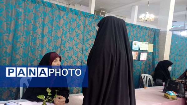 برگزاری «میز خدمت ویژه بانوان» به مناسبت میلاد حضرت فاطمه زهرا (س) در فیروزان