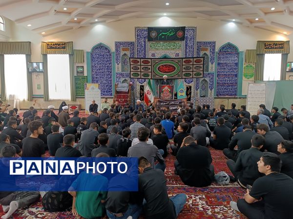 سوگواره احلی من‌‌العسل با حضور دانش‌آموزان آذرشهری 