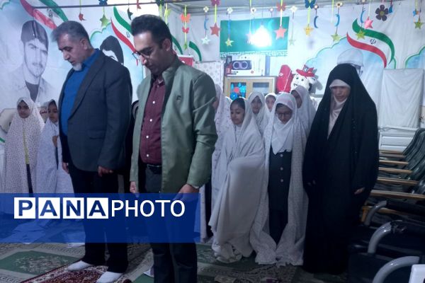 فیروزکوه؛ میزبان نماز جماعت و گفتمان‌های دینی در محیط مدرسه